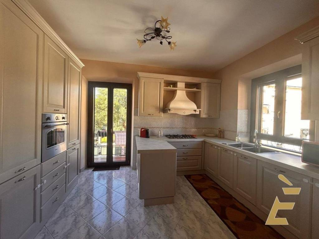 Appartamento a Aprilia in Largo Guglielmo Marconi, 6 - Foto 4