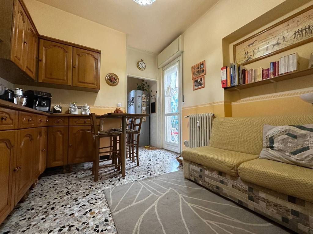 Appartamento a Canelli in Via Buenos Aires - Foto 2