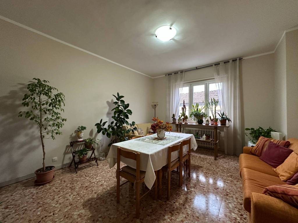 Appartamento a Canelli in Via Buenos Aires - Foto 5