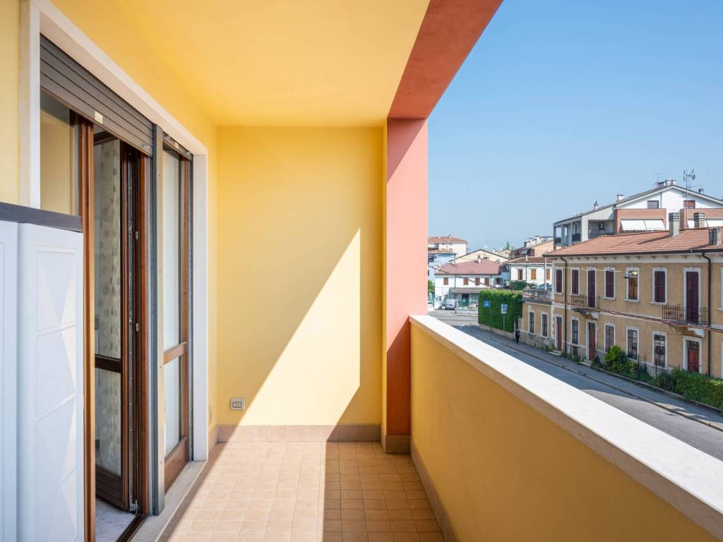Appartamento a Verona in Via Legnago, 16 - Foto 5