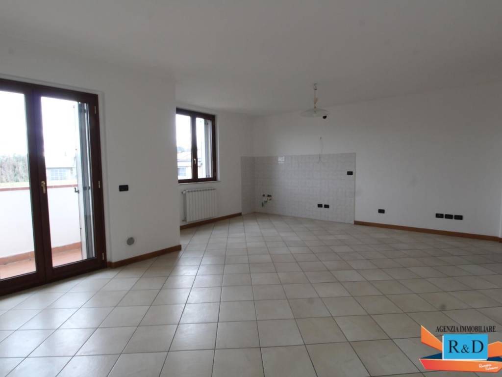 Appartamento a Colle di val d'elsa in Viale dei Mille, 77 - Foto 2
