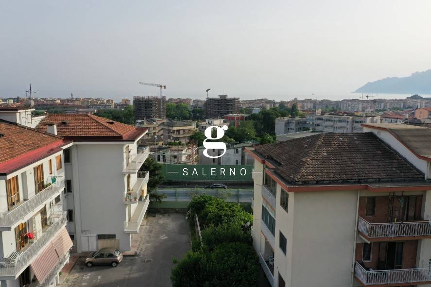 Appartamento a Salerno in Via Moscani - Foto 2