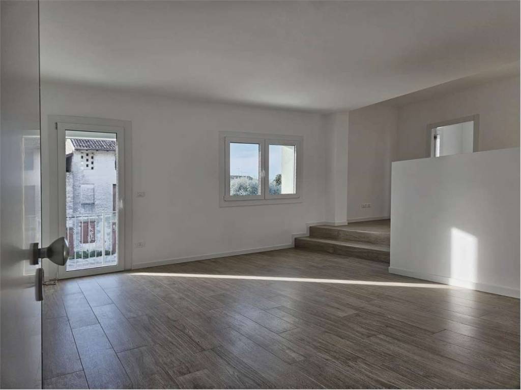 Appartamento a Cordenons in Via Maestra Vecchia - Foto 3