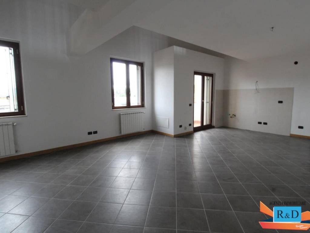 Appartamento a Colle di val d'elsa in Viale dei Mille, 8 - Foto 2