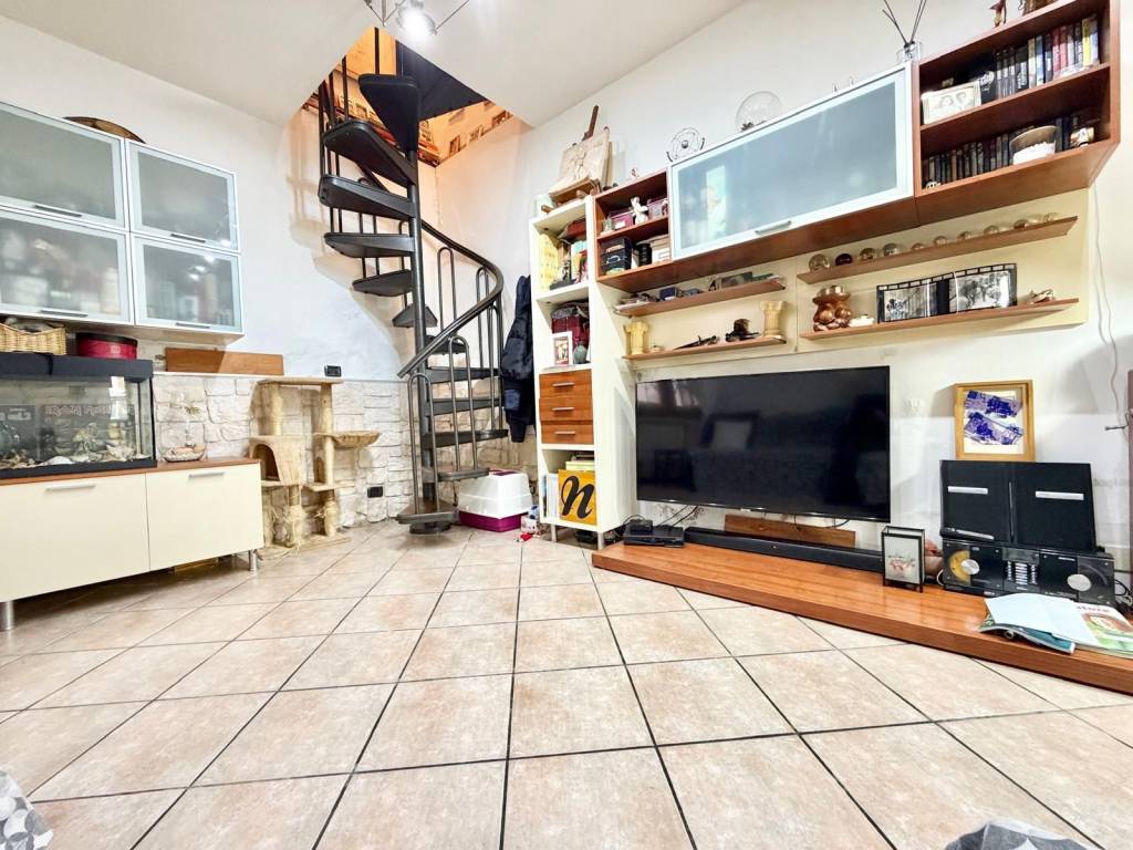 Casa indipendente a Prato in Via Giuseppe Bianchini - Foto 4