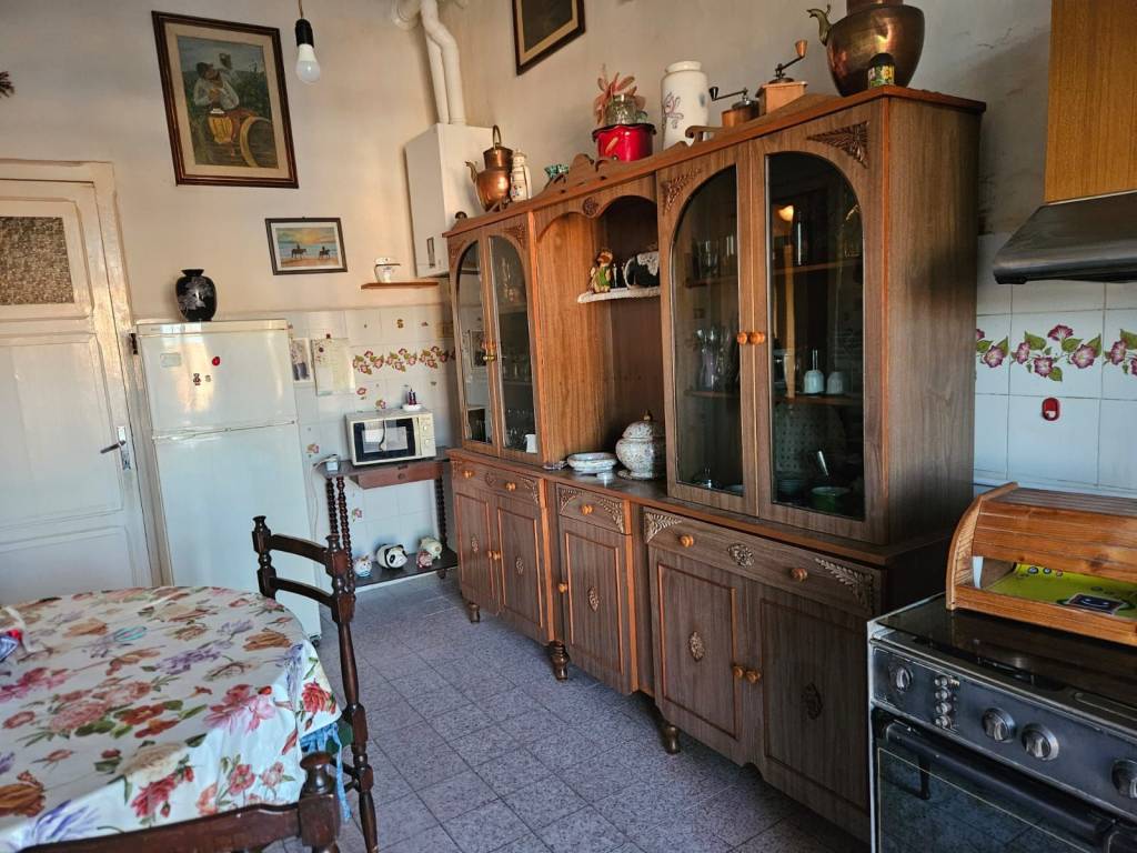 Appartamento a Livorno in Viale Ippolito Nievo - Foto 3
