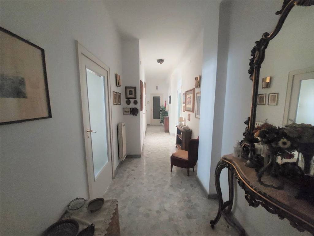 Appartamento a Bari in Via Francesco Lattanzio - Foto 4