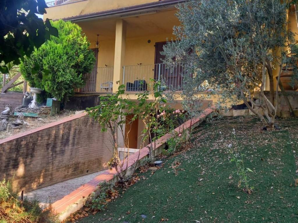 Villa a Magione in Strada del Sole - Foto 4