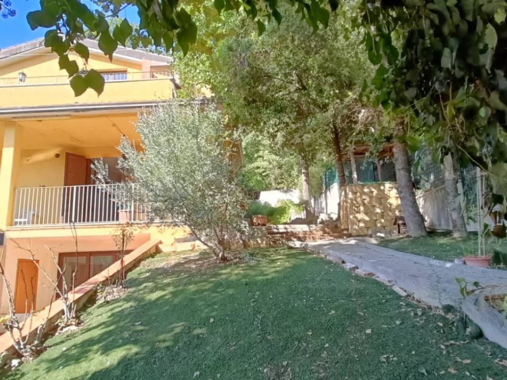 Villa a Magione in Strada del Sole - Foto 5