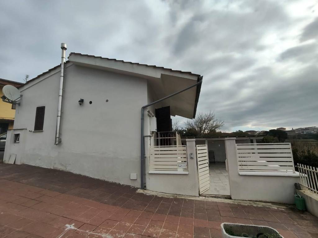 Casa indipendente a Lamporecchio - Foto 2