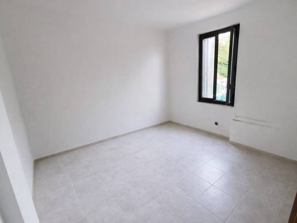 Appartamento a Tradate in Via del Carso, 3 - Foto 4