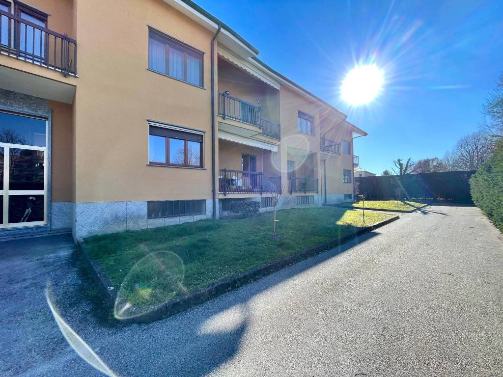 Appartamento a Alba in Via Stoppa, 19 - Foto 2