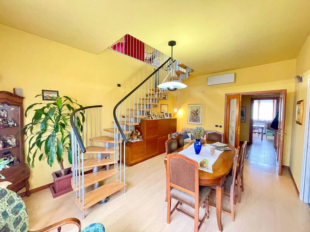 Appartamento a Alba in Via Stoppa, 19 - Foto 4