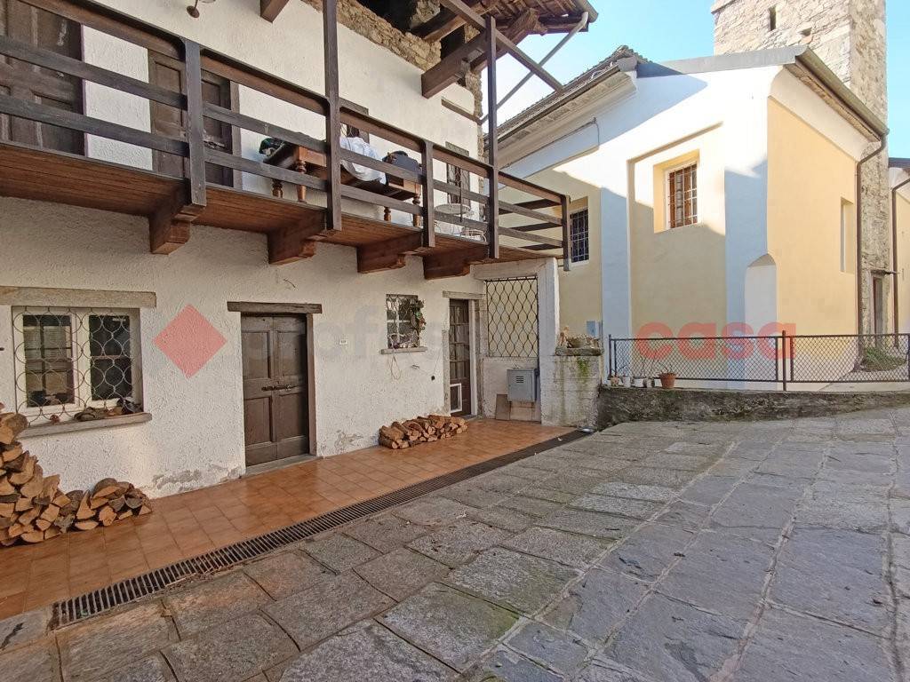 Casa indipendente a Colazza in piazza san bernardo - Foto 2