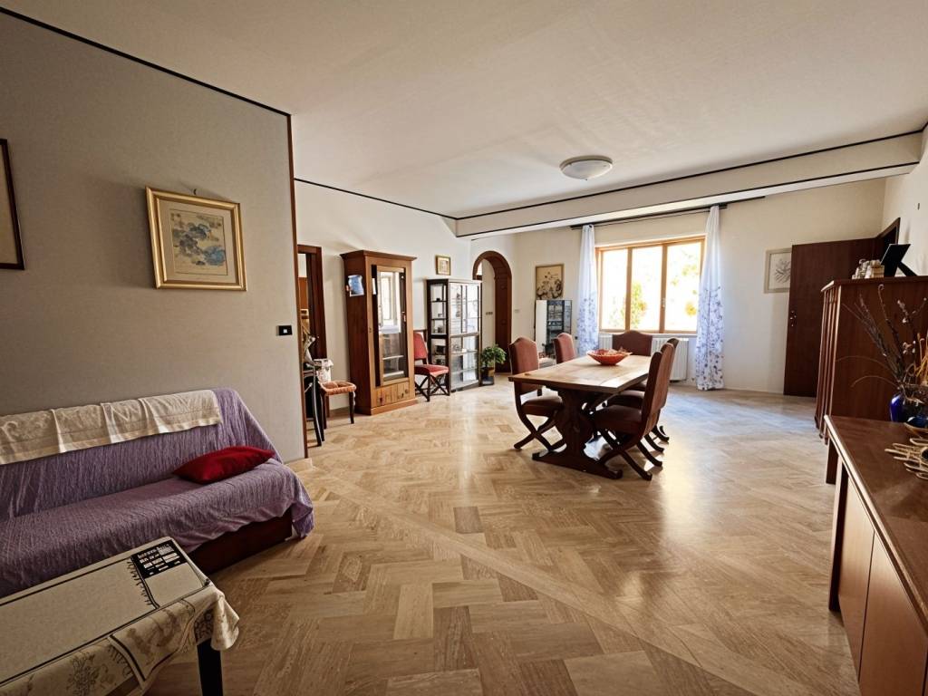 Appartamento a Mosciano sant'angelo in Via Noce - Foto 4