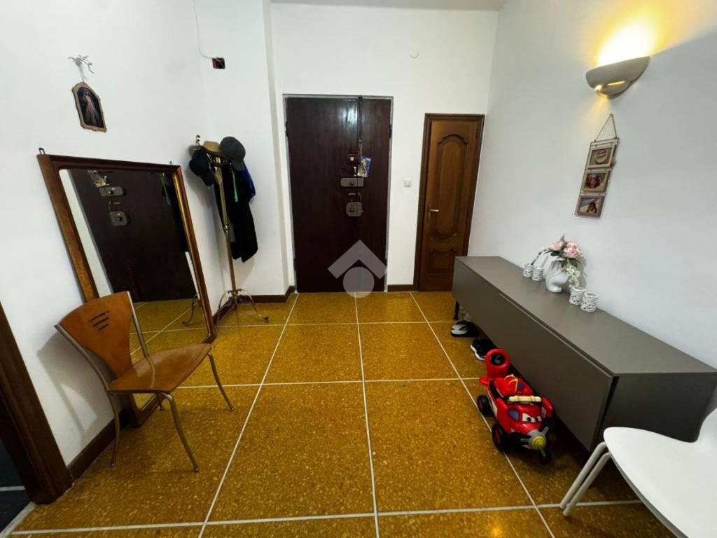 Appartamento a Genova in Via la Spezia, 14 - Foto 2