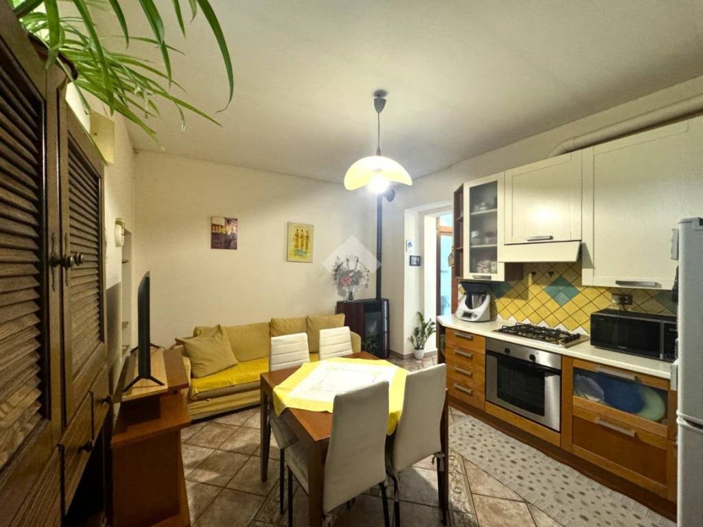 Appartamento a Nuoro in Via San Nicolò, 42 - Foto 4