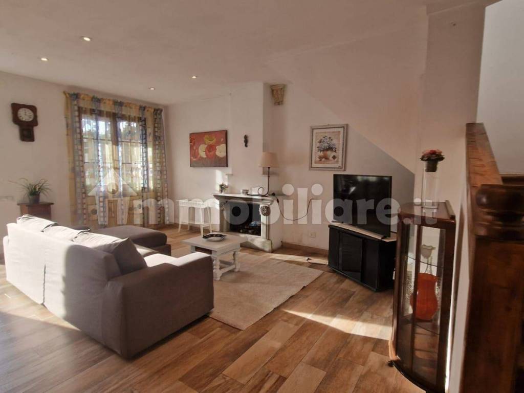 Casa indipendente a Viareggio in Via Giuseppe Zanardelli Torre del Lago - Foto 2