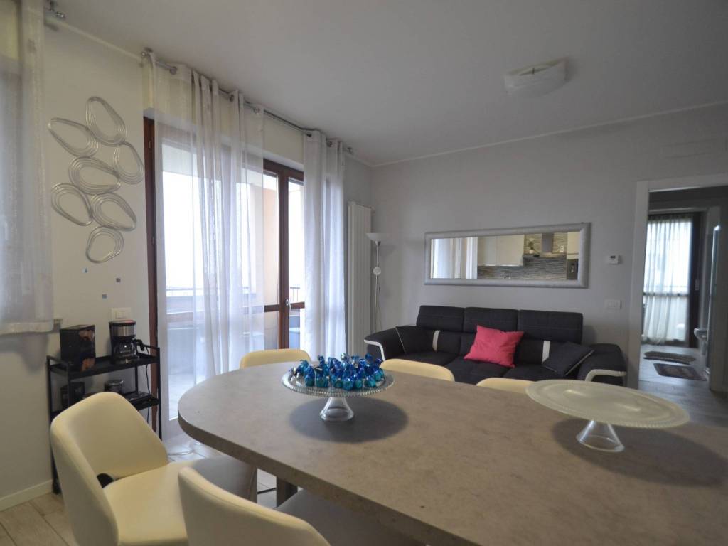 Appartamento a Cerro maggiore in Via Ingegner Emilio Celaschi, 2 - Foto 3