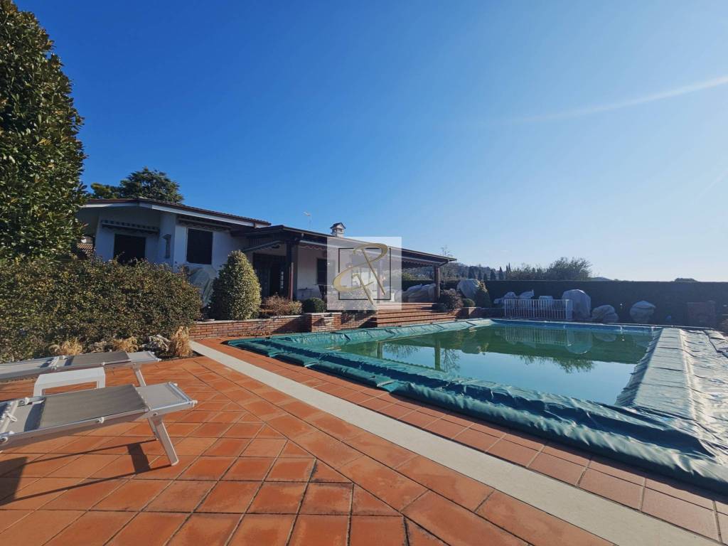 Villa a Bardolino in Strada della Valsorda - Foto 2