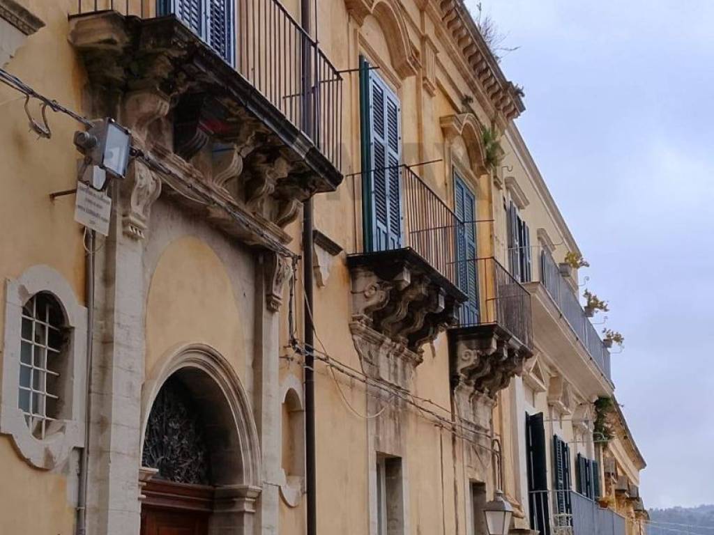 Appartamento a Ragusa in Via Duomo, 23 - Foto 2