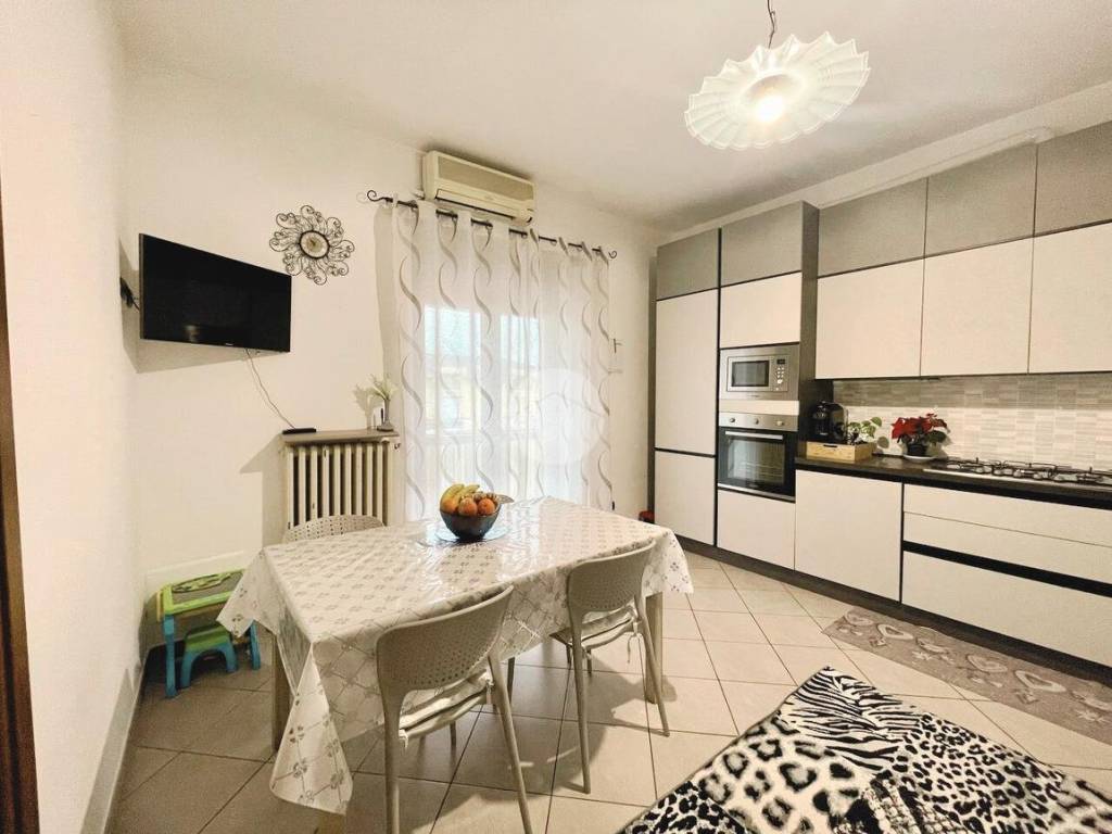 Appartamento a Cherasco in VIA BRA, 41 - Foto 4