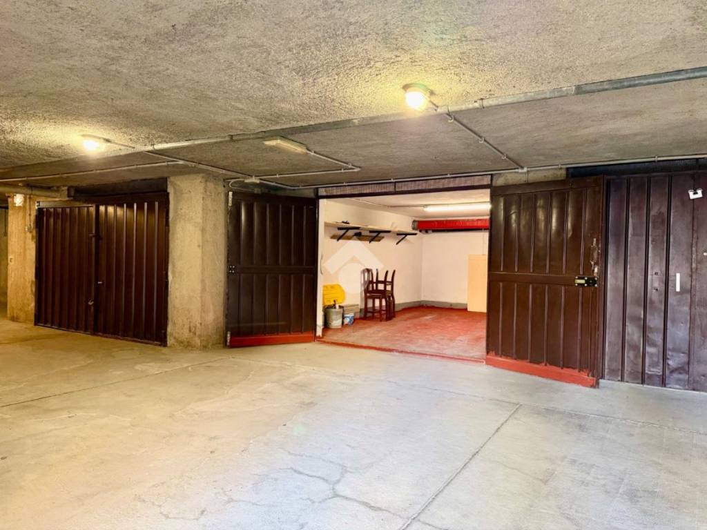 Box / garage a Albenga in VIA DELLA COSTITUZIONE, 1 - Foto 5