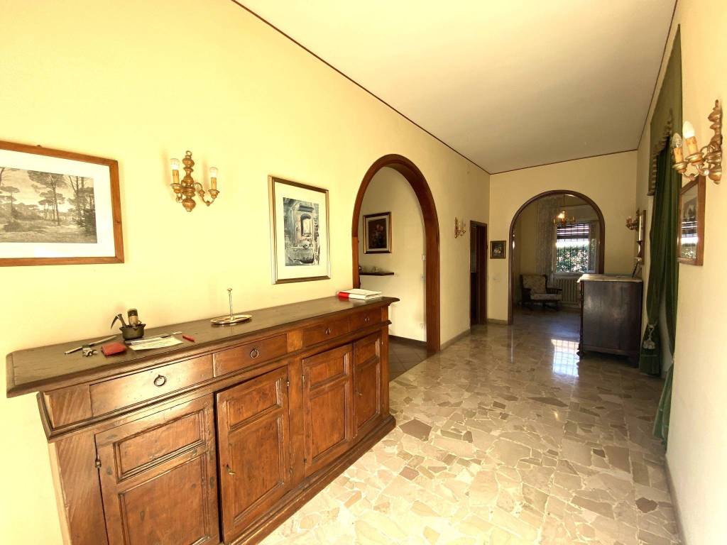 Villa a Buggiano in Via Ugo Foscolo - Foto 2