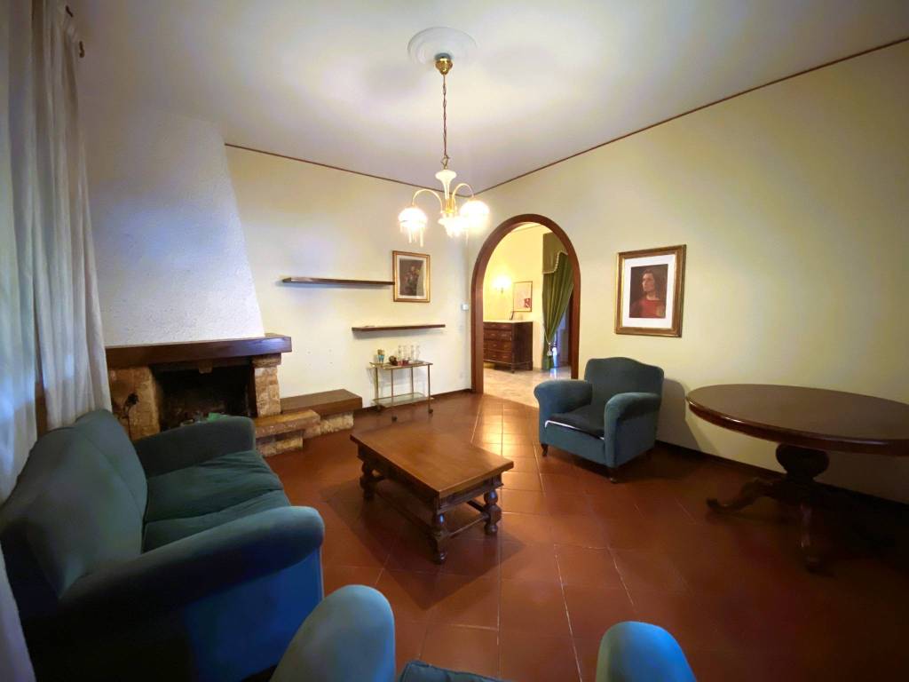 Villa a Buggiano in Via Ugo Foscolo - Foto 3