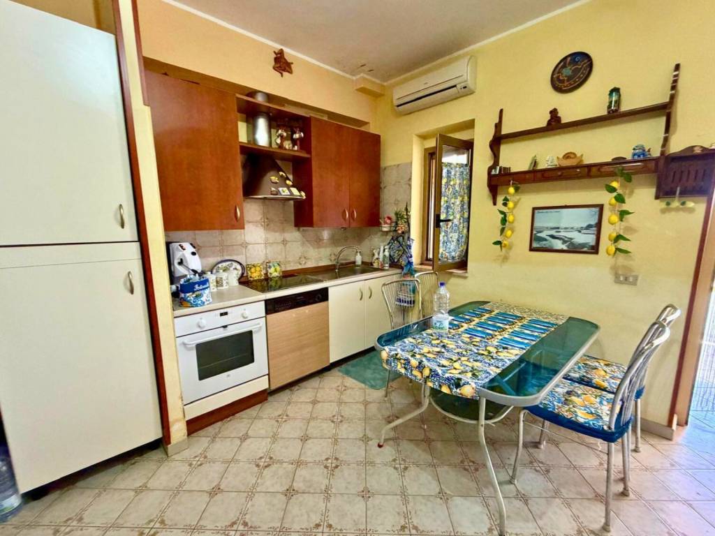 Appartamento a Scalea in Viale Raffaello - Foto 4