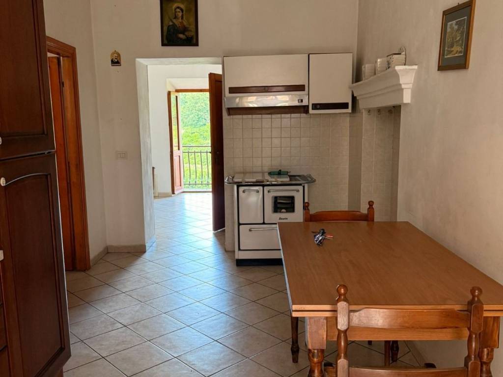 Appartamento a Onano in Via Camillo Benso di Cavour - Foto 4