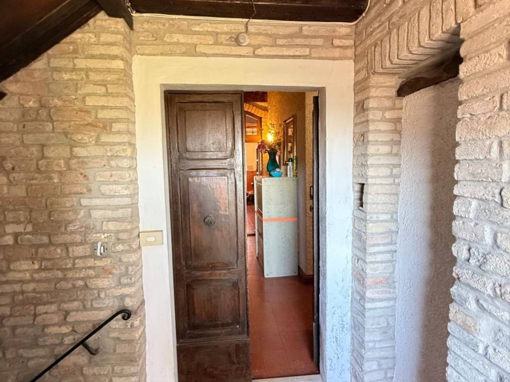Appartamento a San costanzo in Corso Giacomo Matteotti, 68 - Foto 2