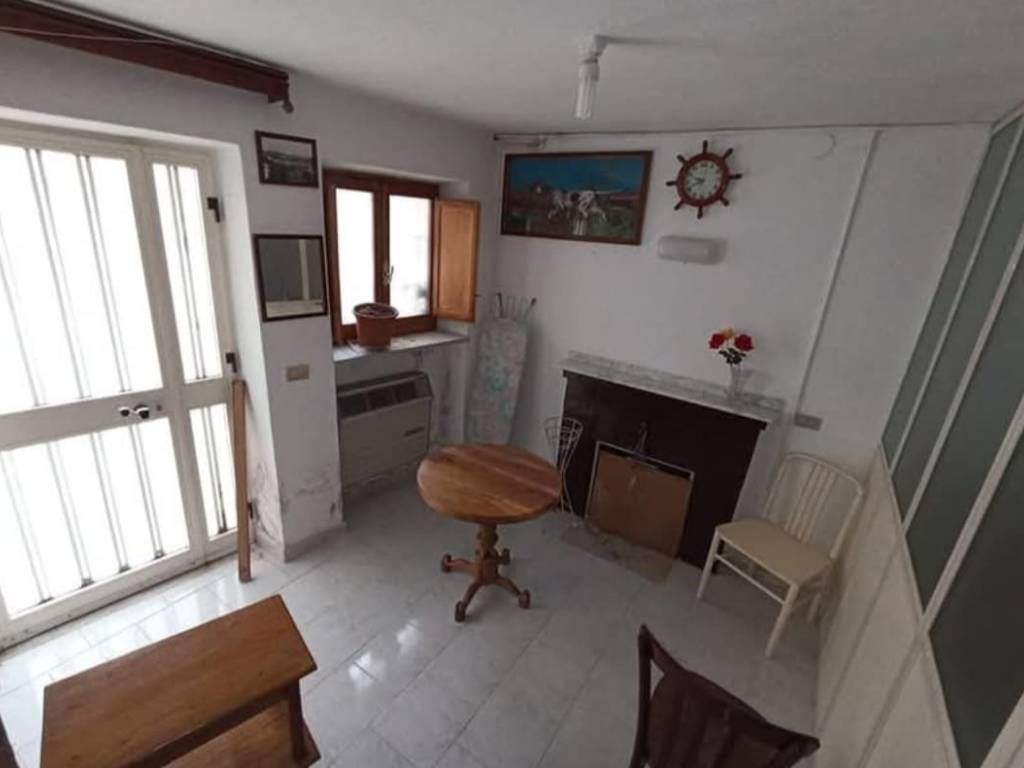 Casa indipendente a Moliterno in via Piagge - Foto 3