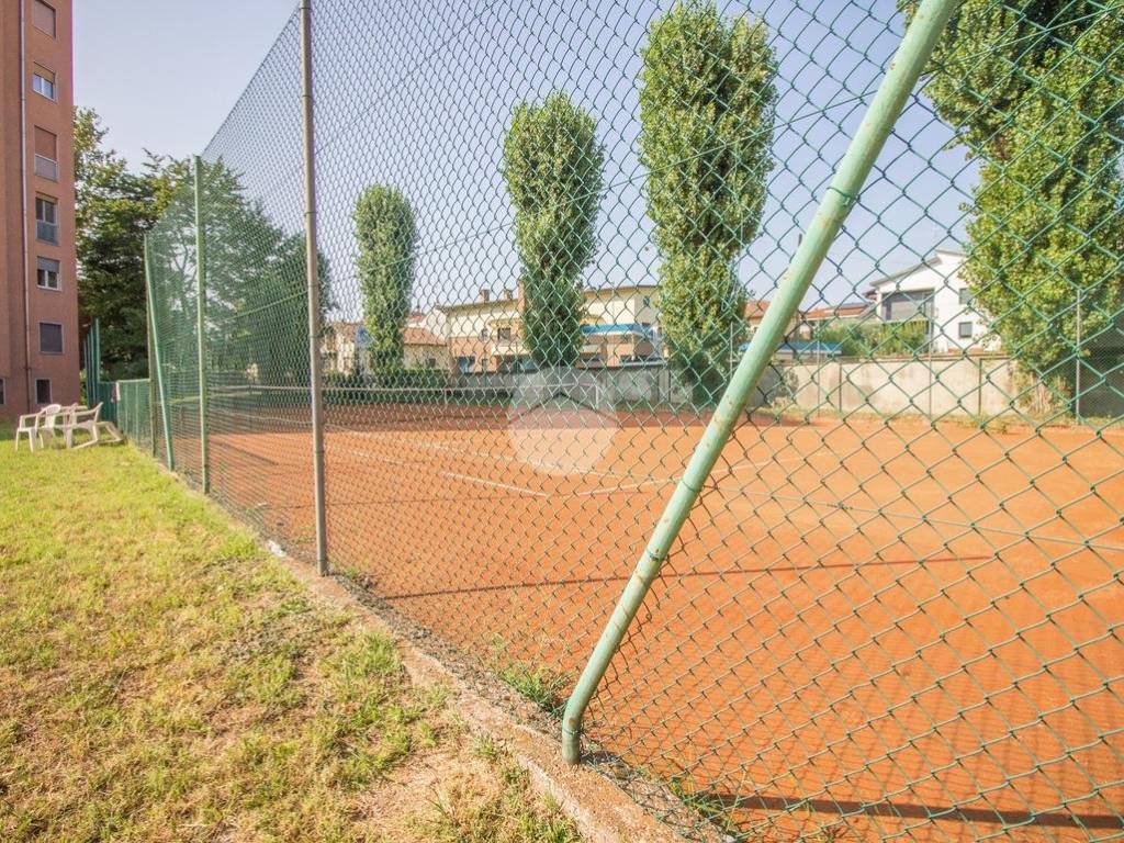 Appartamento a Garbagnate milanese in Piazza del Santuario, 15 - Foto 3