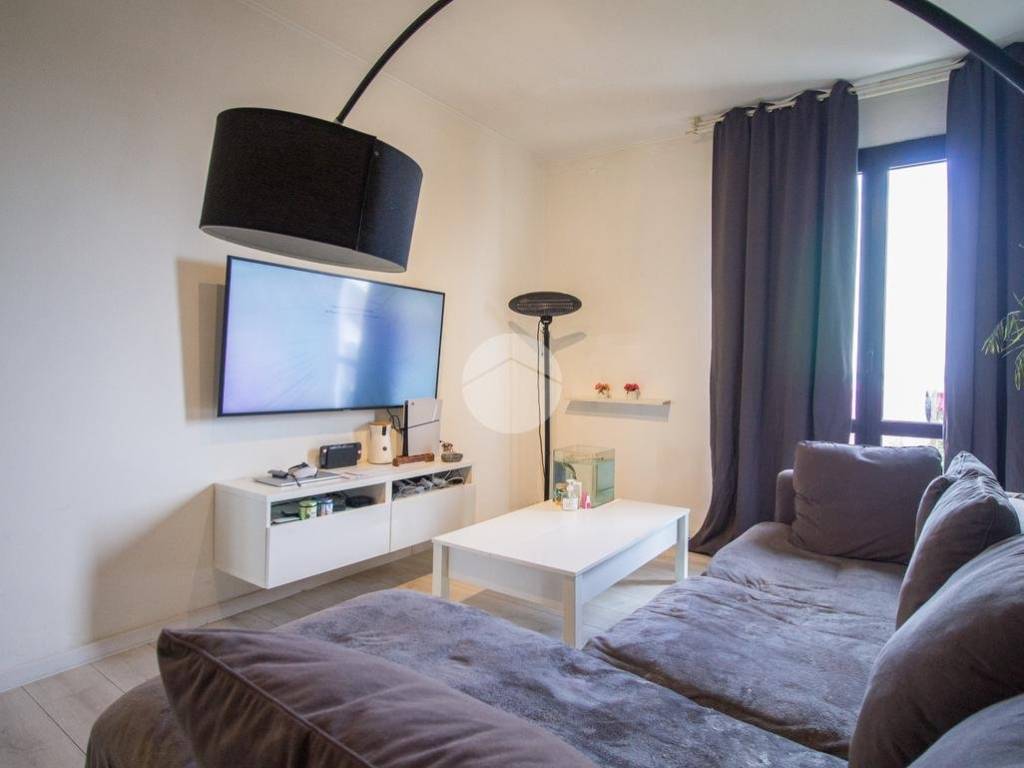 Appartamento a Garbagnate milanese in Via Valera, 115 - Foto 4