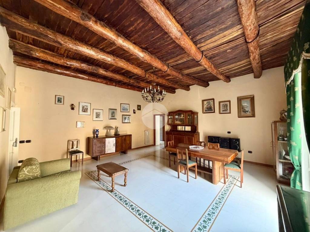 Appartamento a Gragnano in Piazza Aubry, 15 - Foto 2