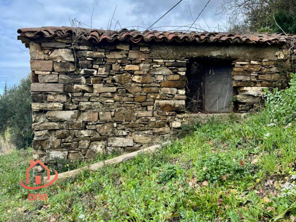 Rustico / casale a Ogliastro cilento in Via Sandro Pertini - Foto 4