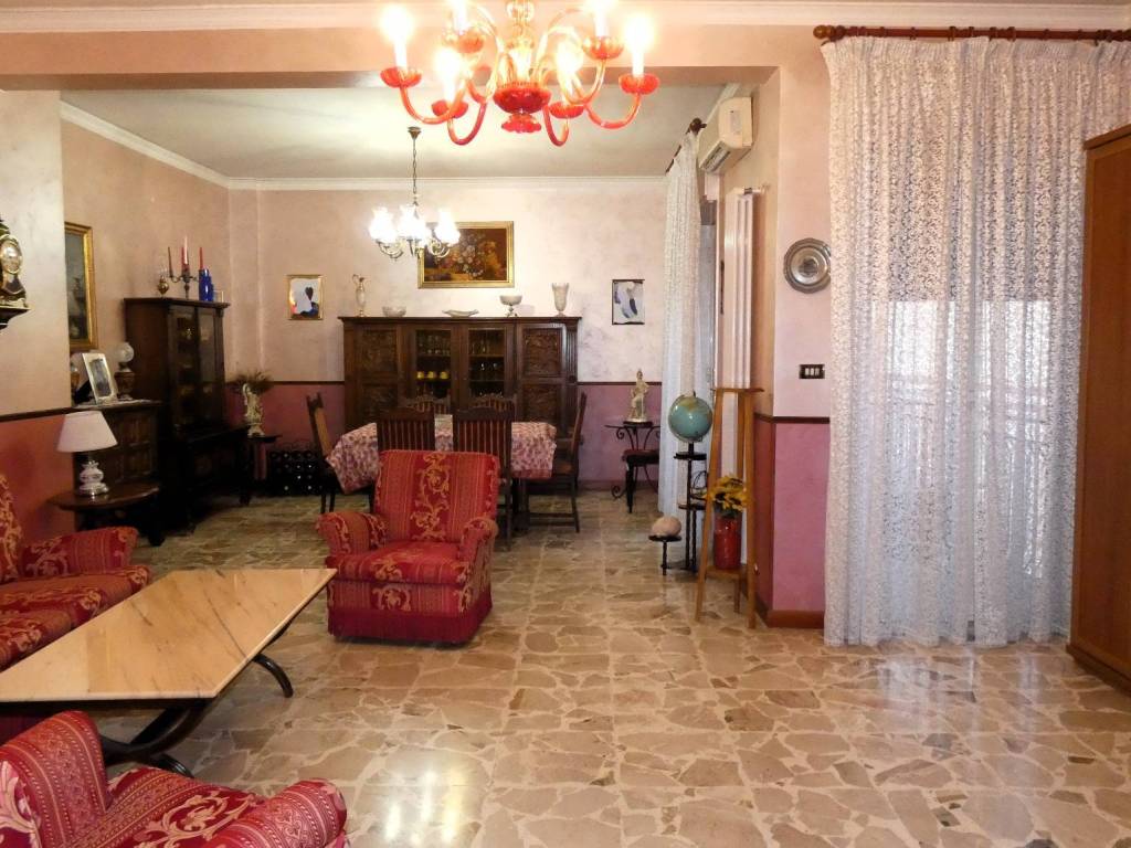 Appartamento a Gravina di catania in Via Madonna della Via, 28 - Foto 2