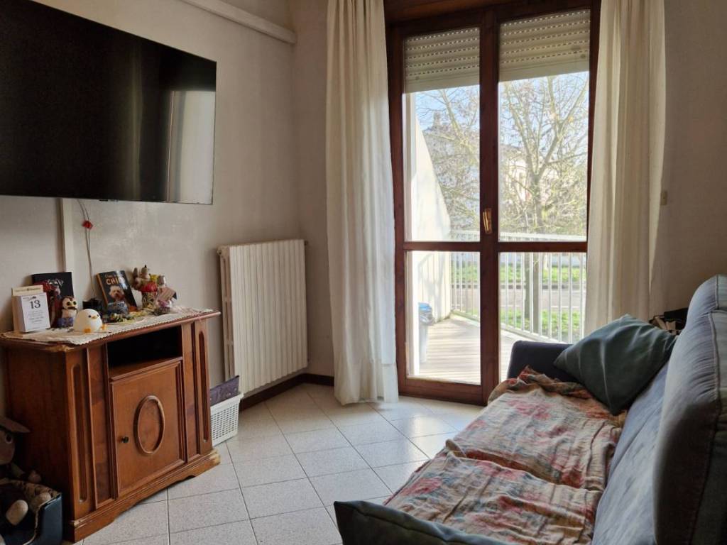 Appartamento a Ferrara in Via Emilio de Marchi - Foto 5