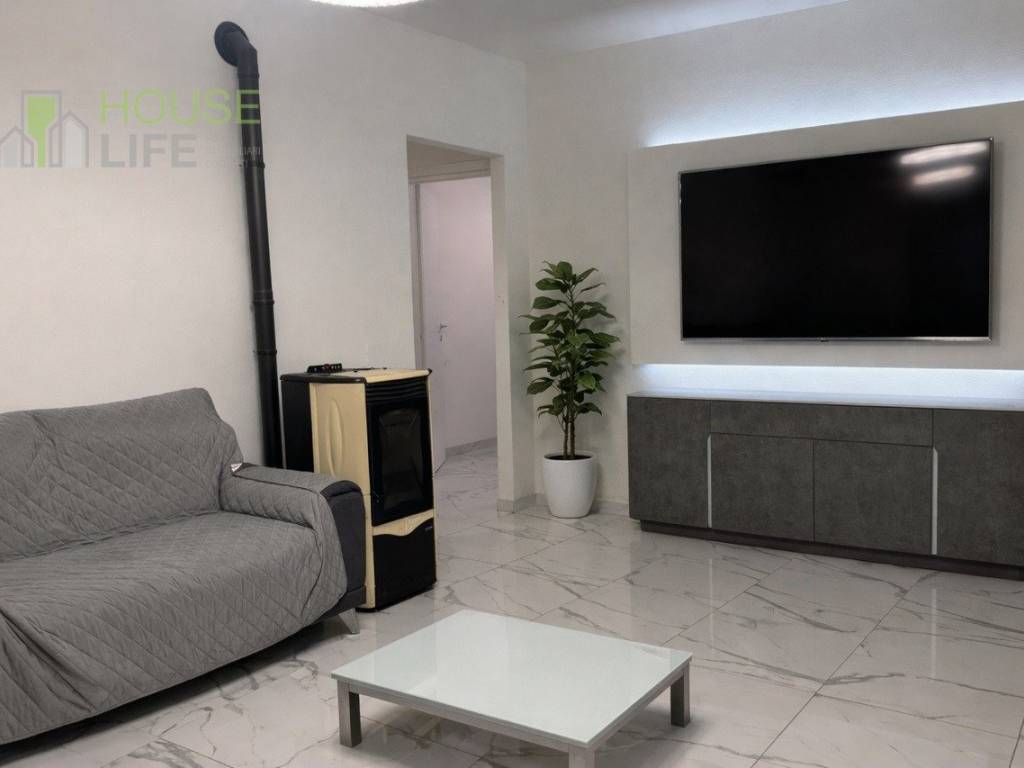 Appartamento a Schio in Via Maroncelli - Foto 2