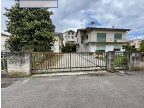 Appartamento a Crocetta del montello in Via dei Martiri - Foto 2
