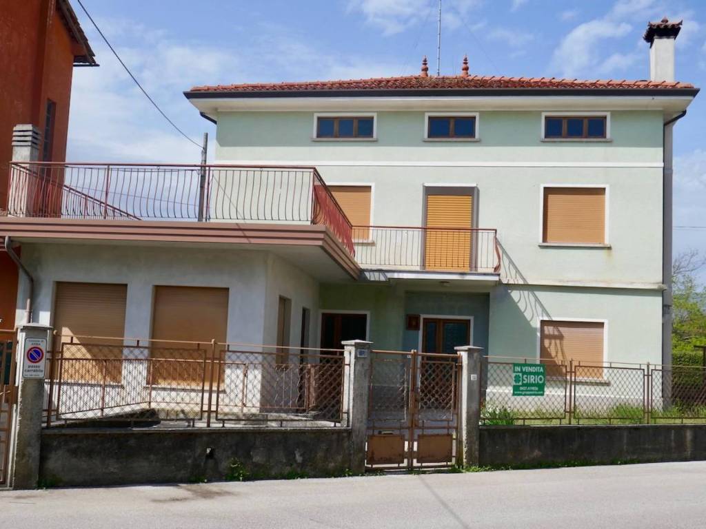 Villa a Arba - Foto 2