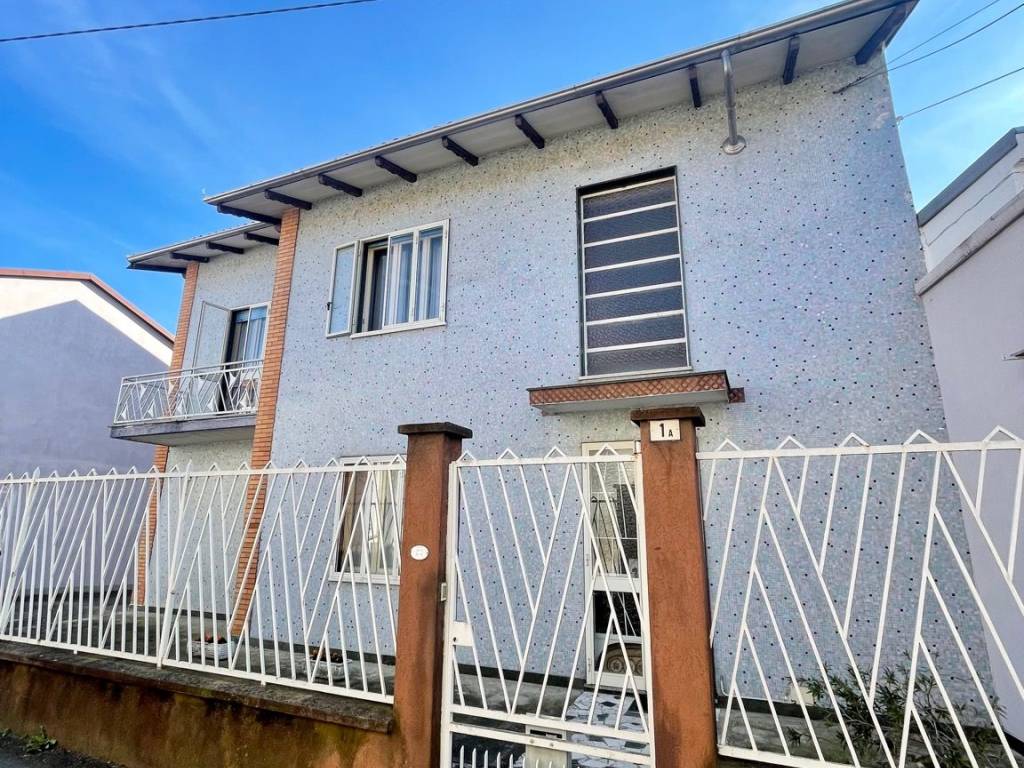 Villa a Saluggia in Via Francesco Faldella, 3 - Foto 2