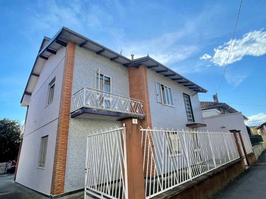 Villa a Saluggia in Via Francesco Faldella, 3 - Foto 4