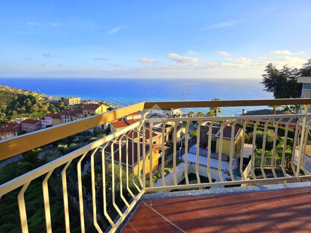 Appartamento a Santo stefano al mare in Via Santo Stevi Inferiore, 24 - Foto 2