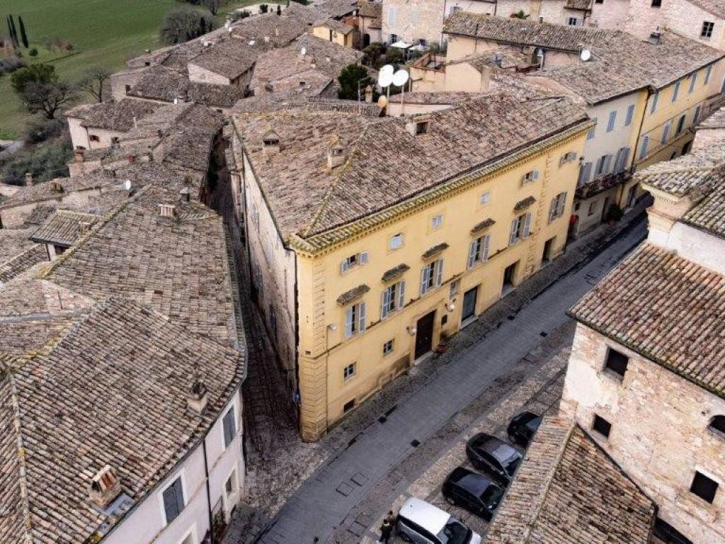Palazzo / stabile a Spello in Via Camillo Benso di Cavour - Foto 2