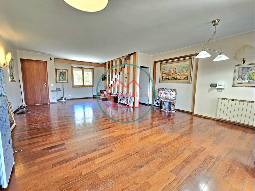 Appartamento a Massa e cozzile in Via Giuseppe Verdi - Foto 4