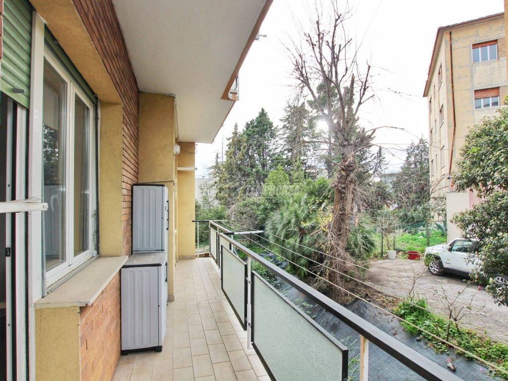 Appartamento a Ancona in Via Pesaro - Foto 2