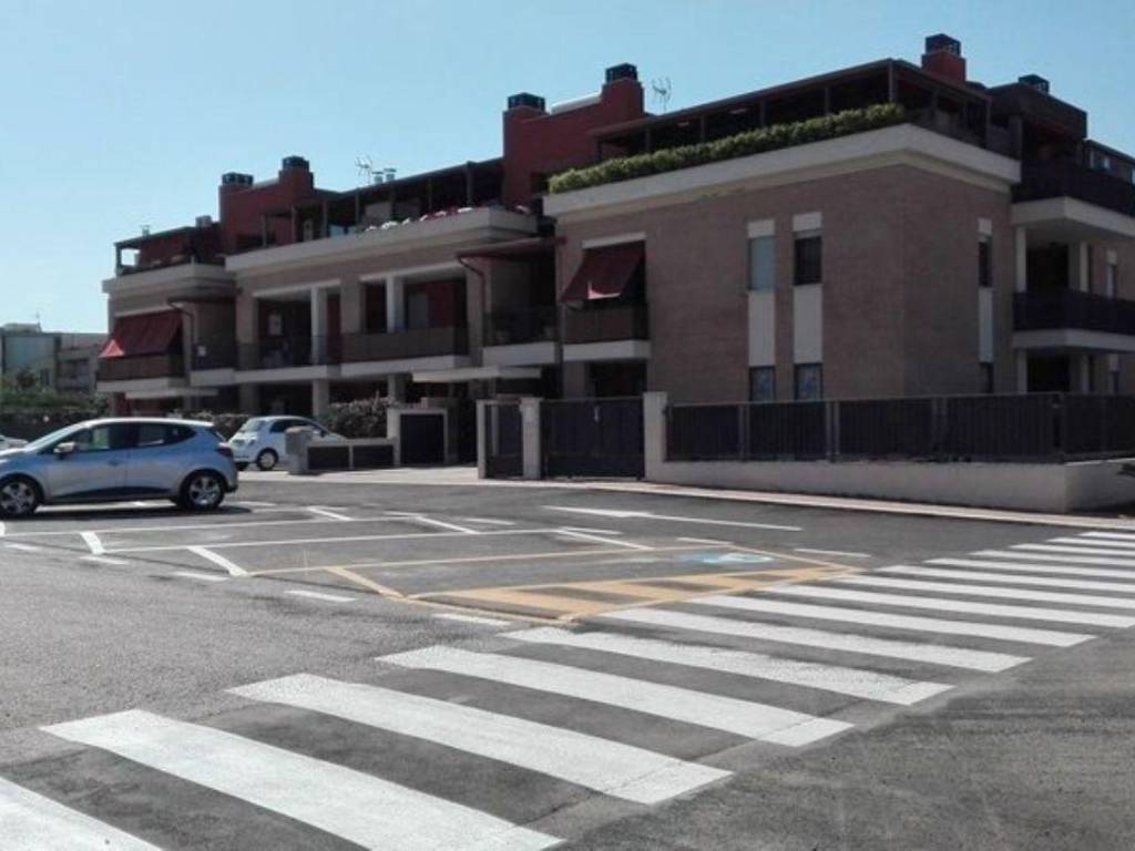 Appartamento a Latina in Via Versilia, 74 - Foto 2