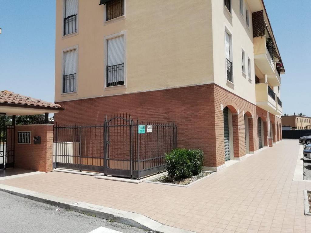 Immobile a Latina in Via VERSILIA, 58 - Foto 3